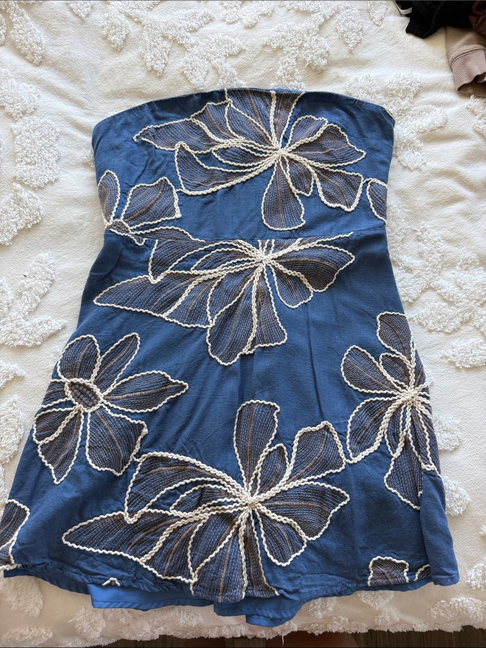 Anthropologie (Flat White) Blue Strapless Floral Appliqué Dress